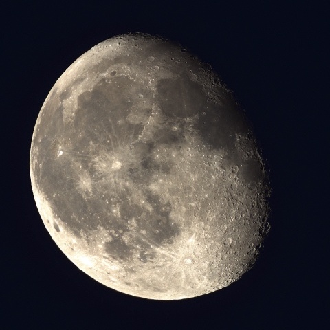 月、2025/2/17未明