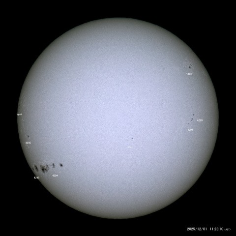 太陽黒点 (2025/12/01)
