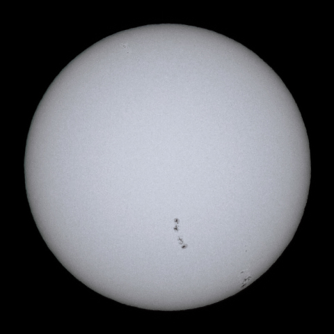 久々の大きな黒点