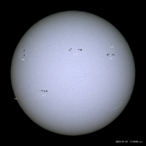 太陽黒点 (2023/01/01)