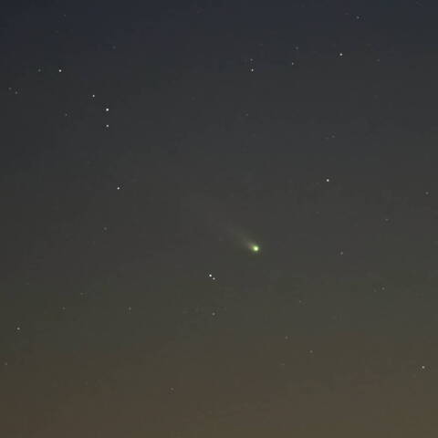 レナード彗星（2022年1月2日）