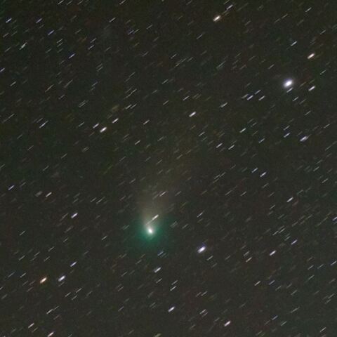 2月21日のC/2022E3 ZTF彗星