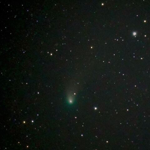 2月21日のC/2022E3 ZTF彗星