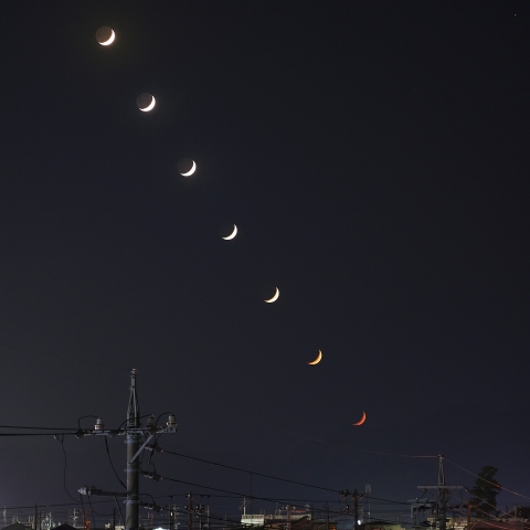 沈む月（地球照）