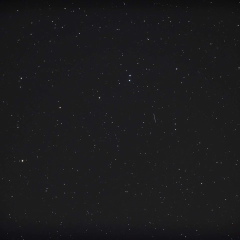 りゅう座を進む小惑星　2014-JO25