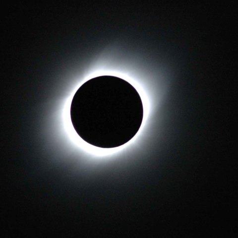 硫黄島の東69キロ