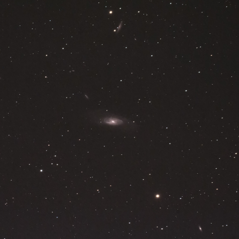 M106