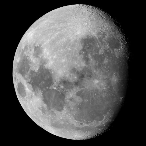 2月15日の月（月齢12.4）