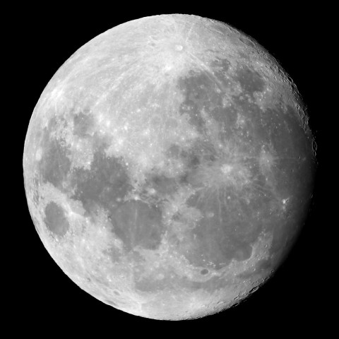 4月16日の月（月齢12.9）