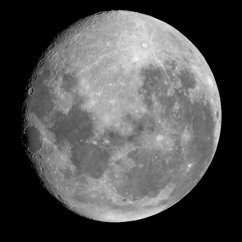 5月20日の月（月齢16.4）