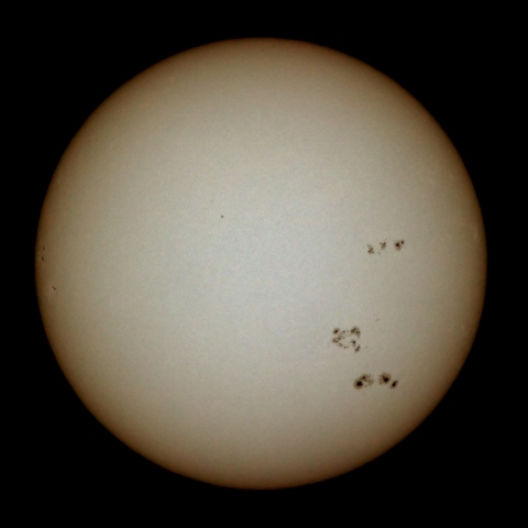 ６月２０日の太陽面（白色光）
