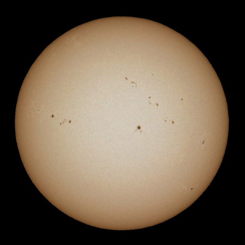 ３月１７日の太陽面（白色光）