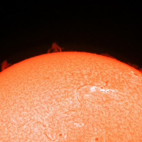 ８月６日のプロミネンス