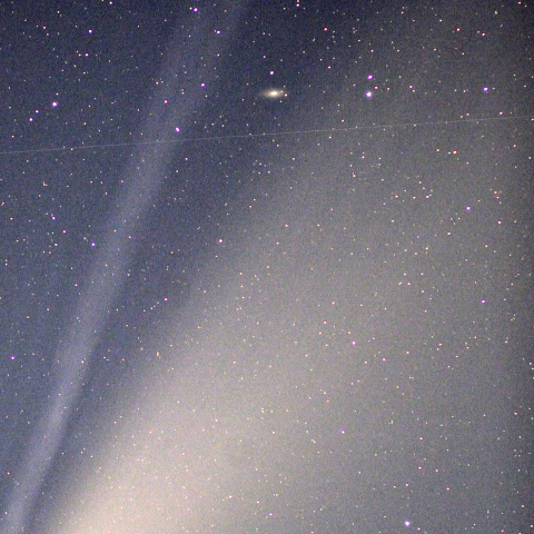 ネオワイズ彗星( C/2020 F3 )とNGC2841