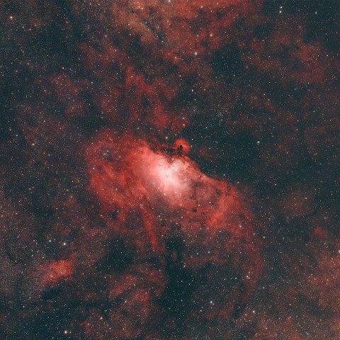 M16 わし星雲とその周辺