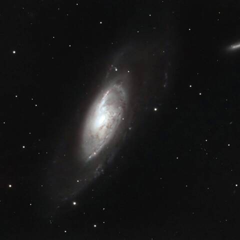 M106 渦巻銀河 りょうけん座