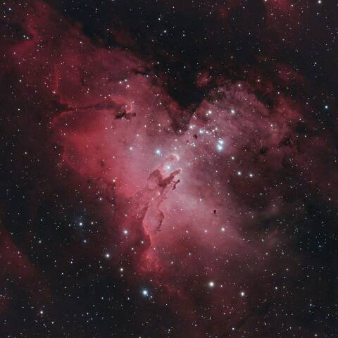 M16 わし星雲 創造の柱 へび座