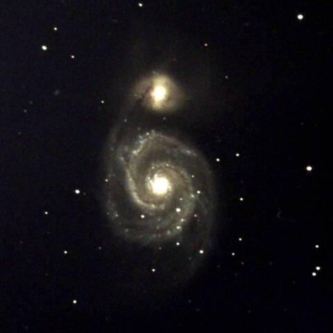 M51 子持ち銀河
