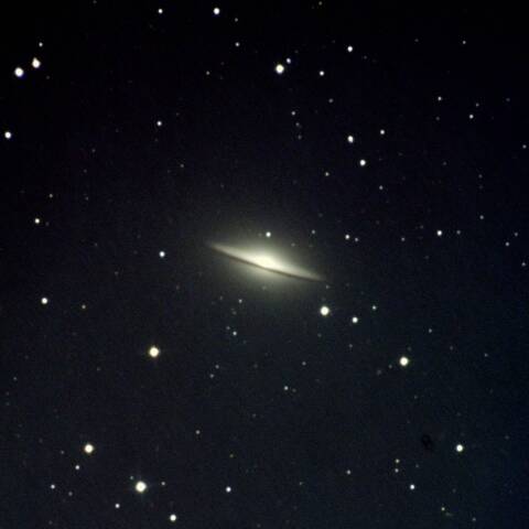 M104 ソンブレロ銀河　おとめ座