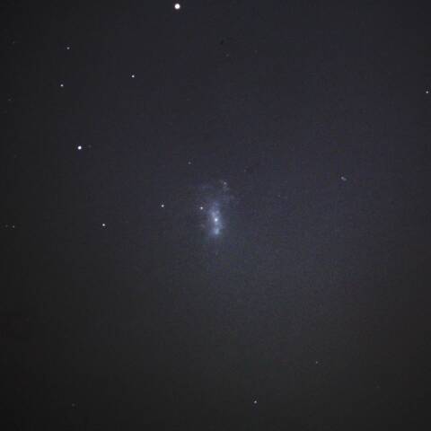 NGC4449  不規則銀河 りょうけん座