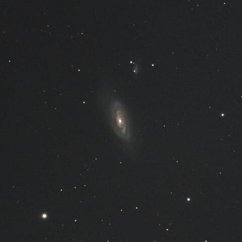 M90 渦巻星雲 おとめ座