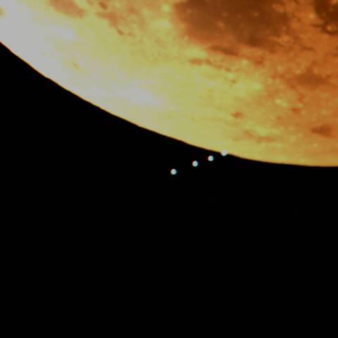 皆既月食中の天王星食 2022/11/08