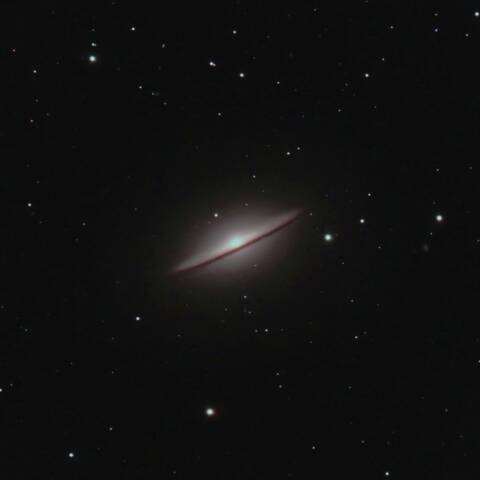 M104 ソンブレロ銀河　おとめ座