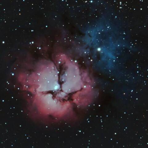 M20  三裂星雲　いて座