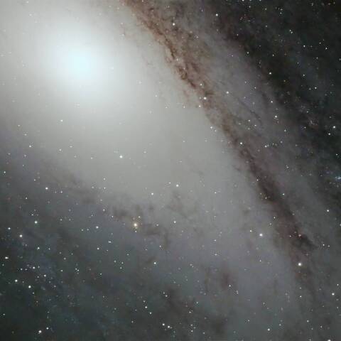 M31 アンドロメダ銀河　アンドロメダ座