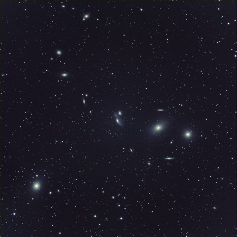 おとめ座銀河団 マルカリアンチェーン