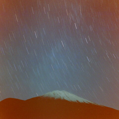 富士に沈むはくちょう座