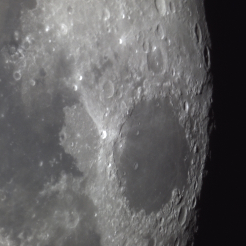 月面（危難の海付近）