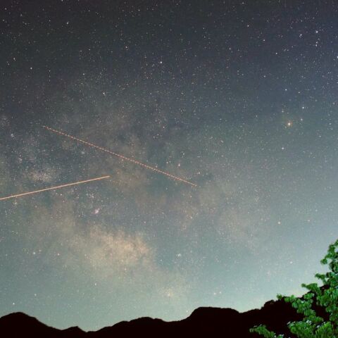 さそりを追う天の川