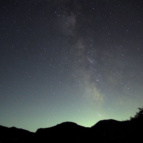 淡く浮かぶ天の川