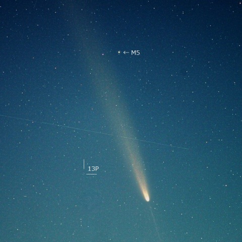 紫金山・アトラス彗星とオルバース彗星とM5の接近(10月15日)