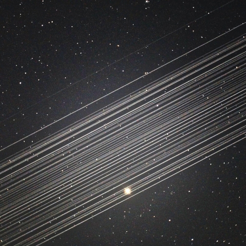 スターリンク衛星群