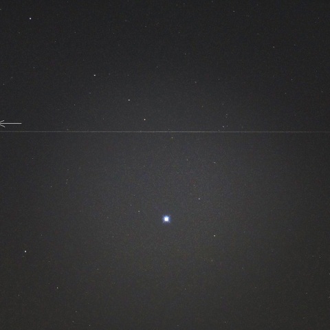 「さそり座δ星」の北0.1度付近を往く「X線天文衛星すざく」