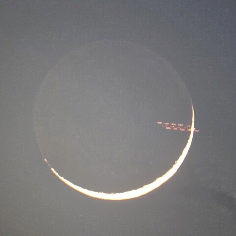 月齢2.0の月と謎の宇宙船？Ⅱ