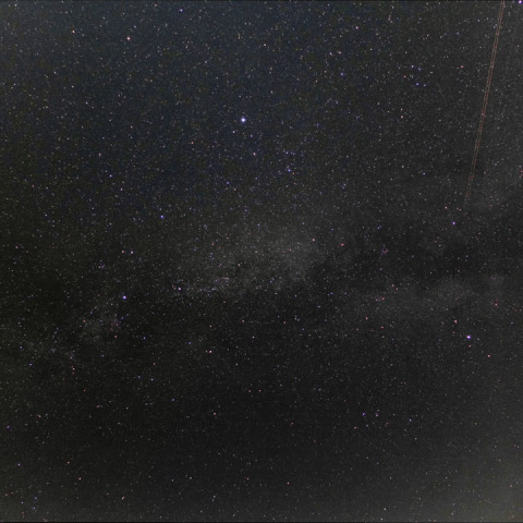 Panasonic LUMIX DMC-LX7　ワイド端F1.4で星を撮る