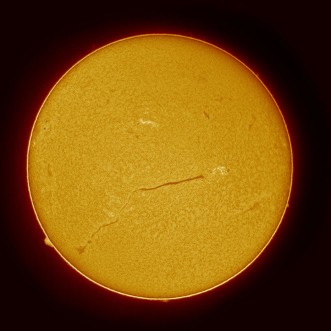 長いダークフィラメント