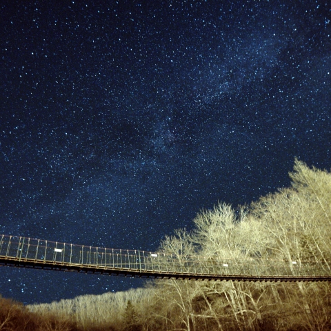 吊り橋と天の川