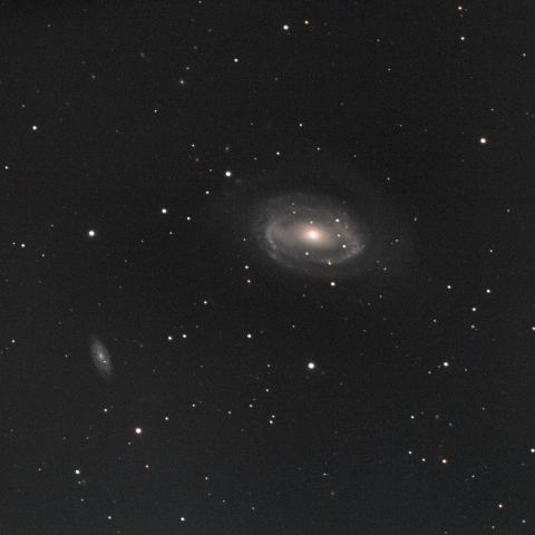 NGC4725