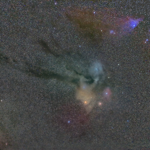 さそり座頭部の散光星雲