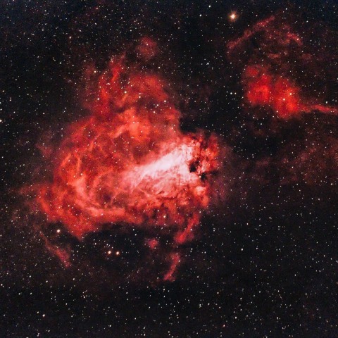 M17（オメガ星雲）