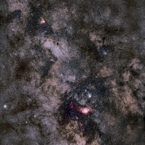 いて座中心部の散光星雲