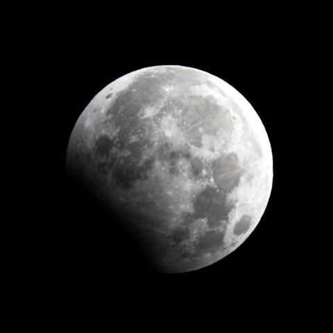 新年の部分月食