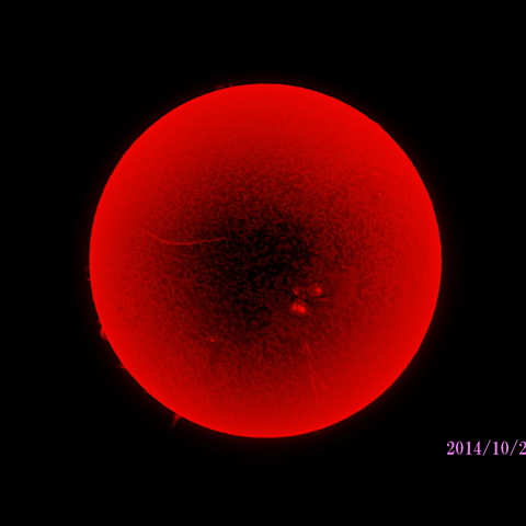 太陽　2014/10/24 (1/6) Hα R-B　活動領域12192出現から１週間目