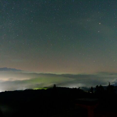 長野県南部での低緯度オーロラ
