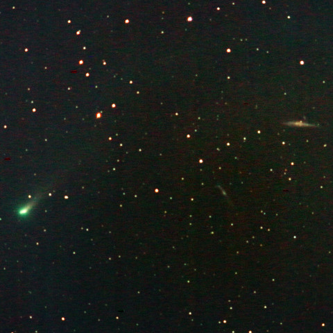 レナード彗星と鯨星雲とNGC4656
