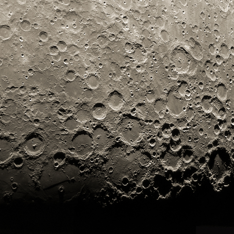 月齢8.0 南部山岳地帯 20151219